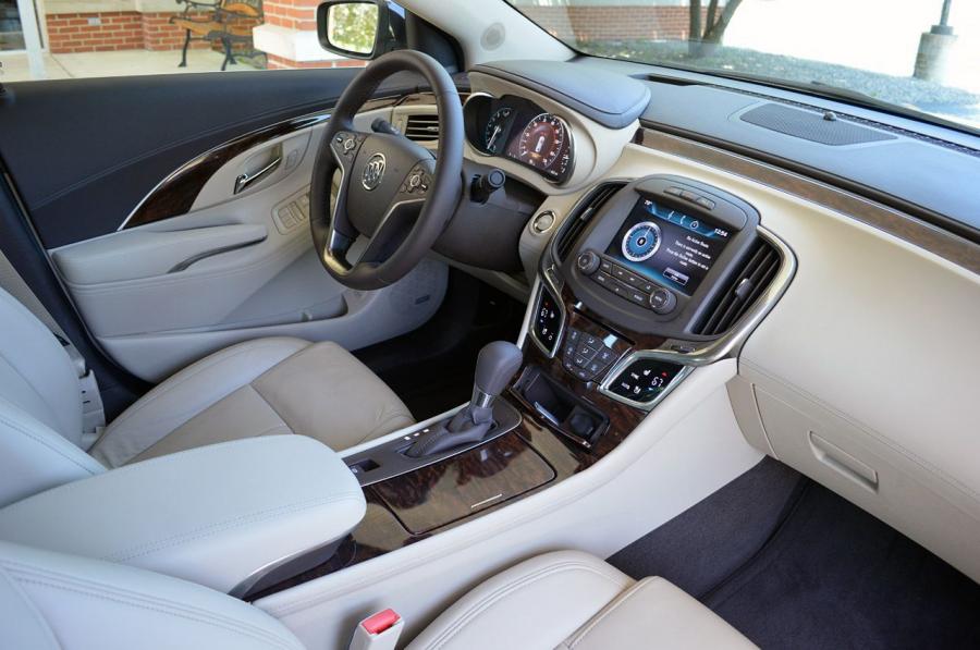  Buick LaCrosse 2014 года  (фото 26 из 50)